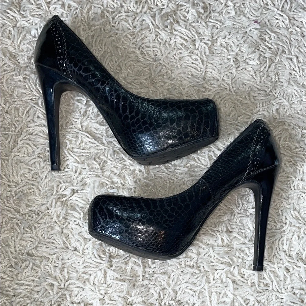 Kardashian Kollection Black Snake-Embossed High Heels